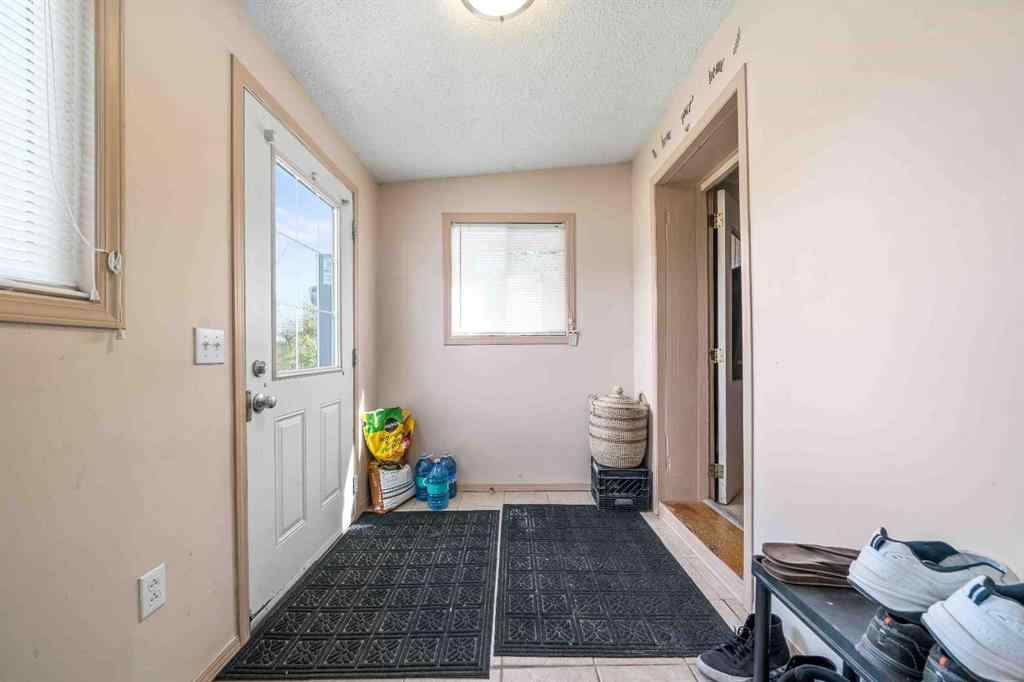 MLS® A2243580 - 106 3 Street SE in SE Hill Medicine Hat, Multi-Family