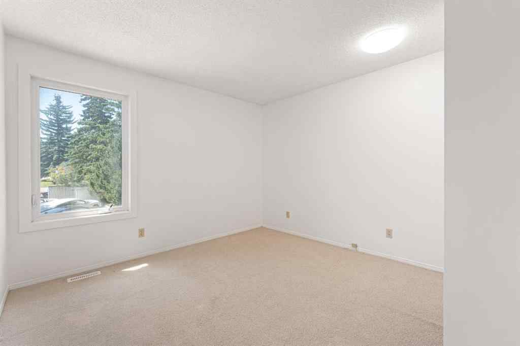 MLS® A2243586 - 38 Coachway Gardens SW in Coach Hill Calgary, Residential
