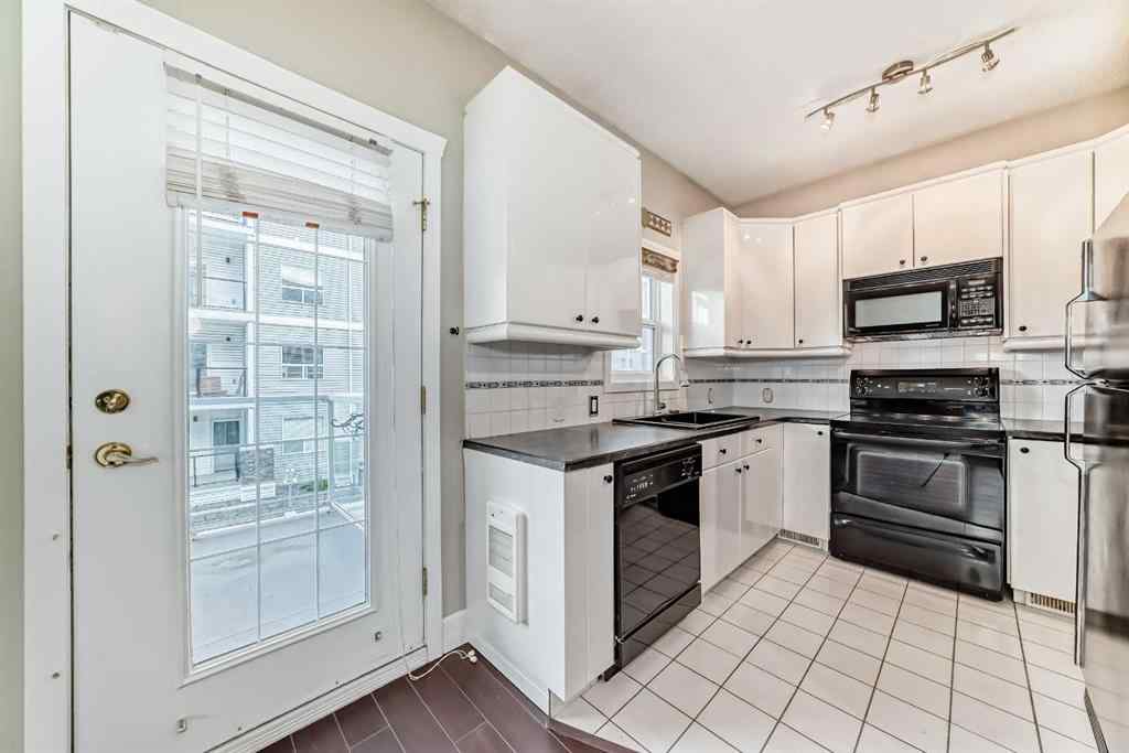 MLS® A2243601 - Unit #3 1441 23 Avenue SW in Bankview Calgary, Residential