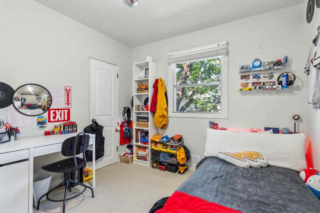 MLS® A2243603 - 3213 Kilkenny Road SW in Killarney/Glengarry Calgary, Residential