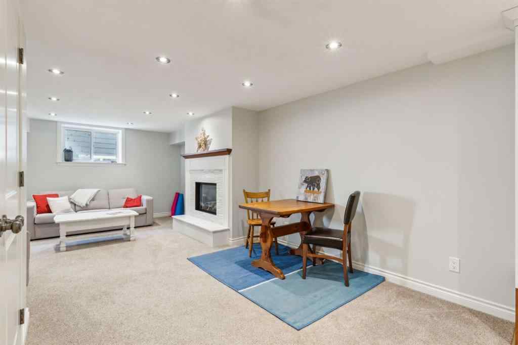 MLS® A2243603 - 3213 Kilkenny Road SW in Killarney/Glengarry Calgary, Residential
