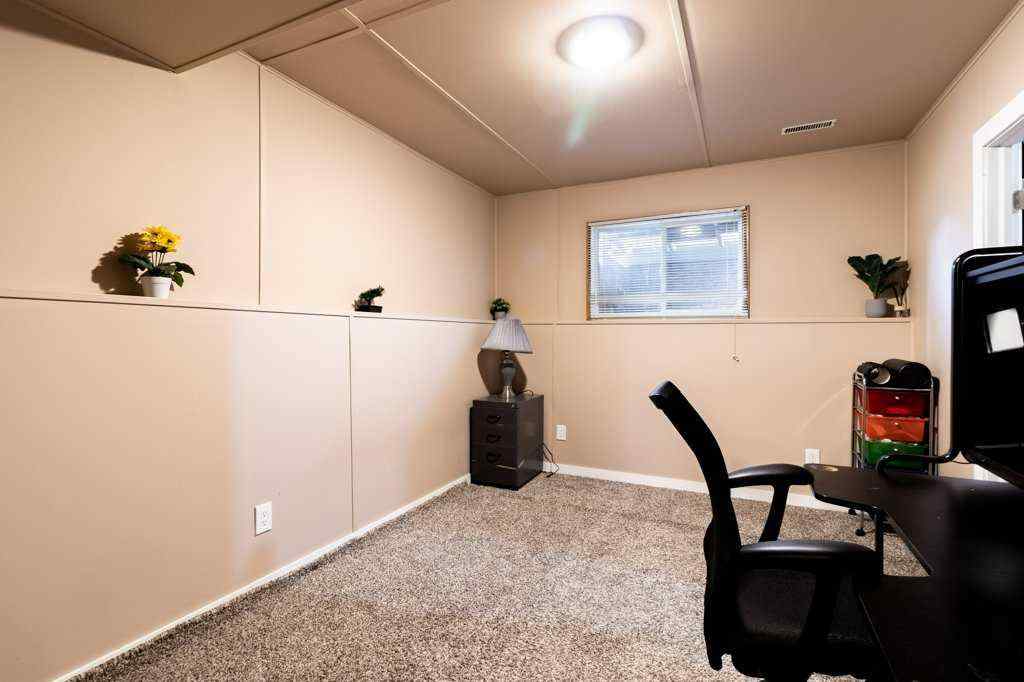 MLS® A2243628 - 126 Martin Crossing Manor NE in Martindale Calgary, Residential