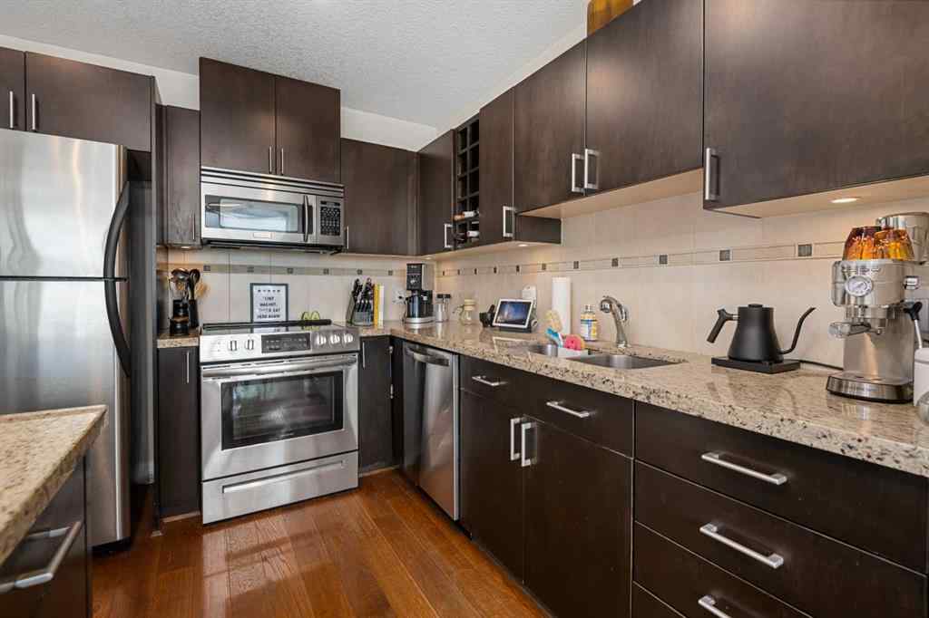 MLS® A2243634 - Unit #2005 77 Spruce Place SW in Spruce Cliff Calgary, Residential