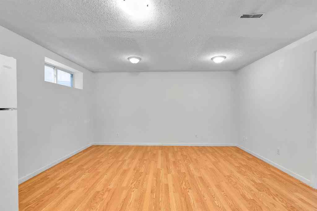 MLS® A2243647 - 35 Saddlehorn Crescent NE in Saddle Ridge Calgary, Residential
