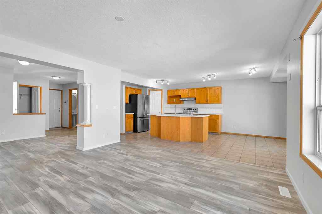 MLS® A2243647 - 35 Saddlehorn Crescent NE in Saddle Ridge Calgary, Residential