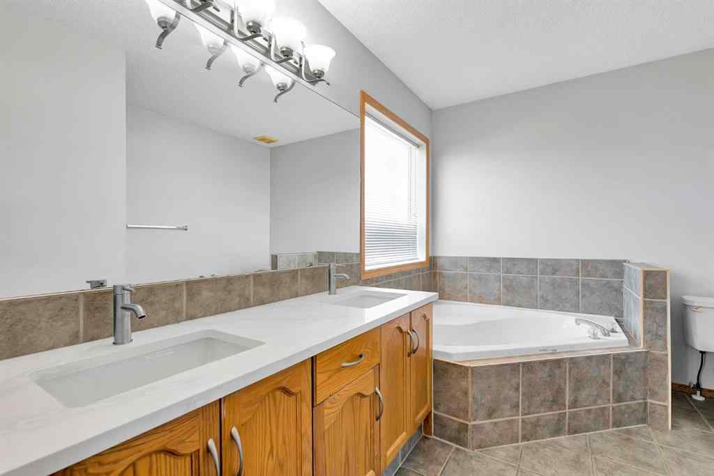 MLS® A2243647 - 35 Saddlehorn Crescent NE in Saddle Ridge Calgary, Residential