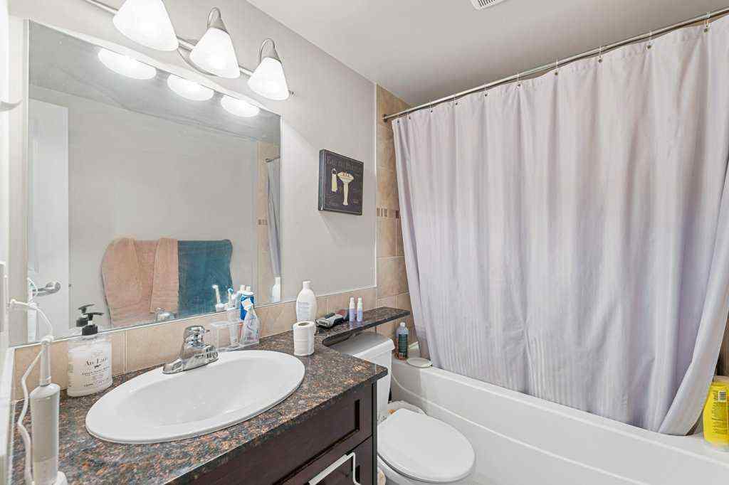 MLS® A2243649 - Unit #404 728 3 Avenue NW in Sunnyside Calgary, Residential