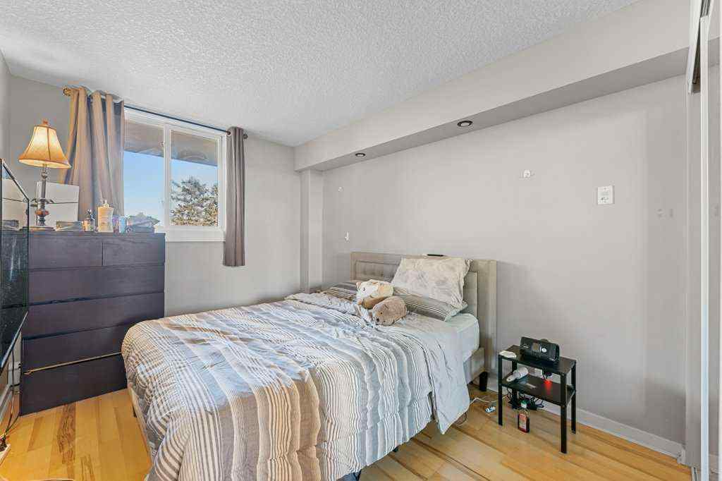 MLS® A2243649 - Unit #404 728 3 Avenue NW in Sunnyside Calgary, Residential