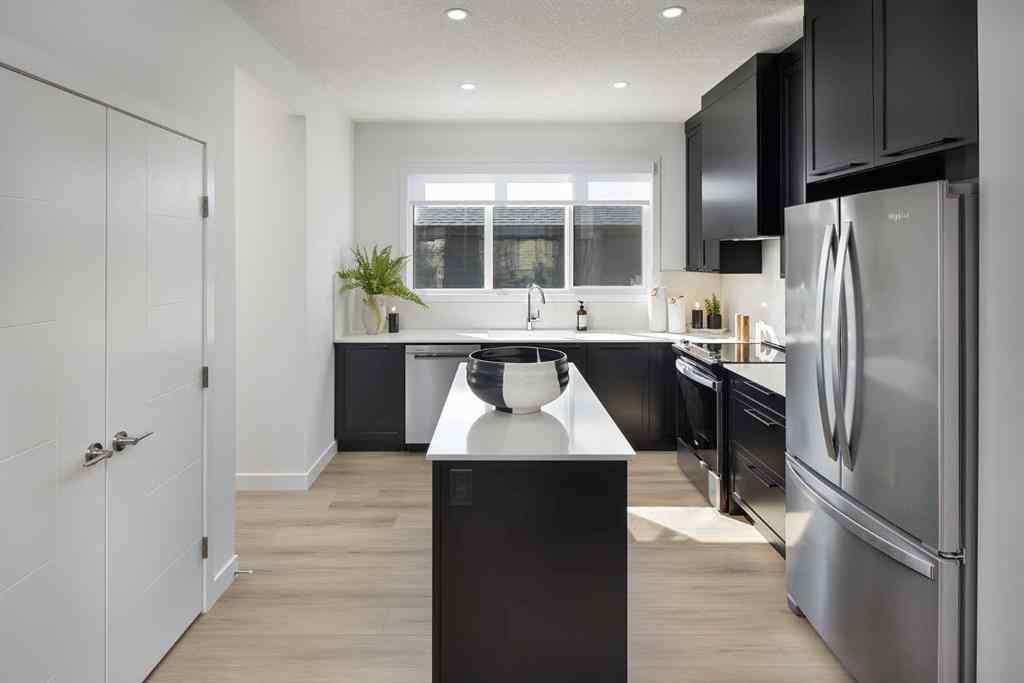 MLS® A2243650 - 7083 Rangeview Avenue SE in Rangeview Calgary, Residential