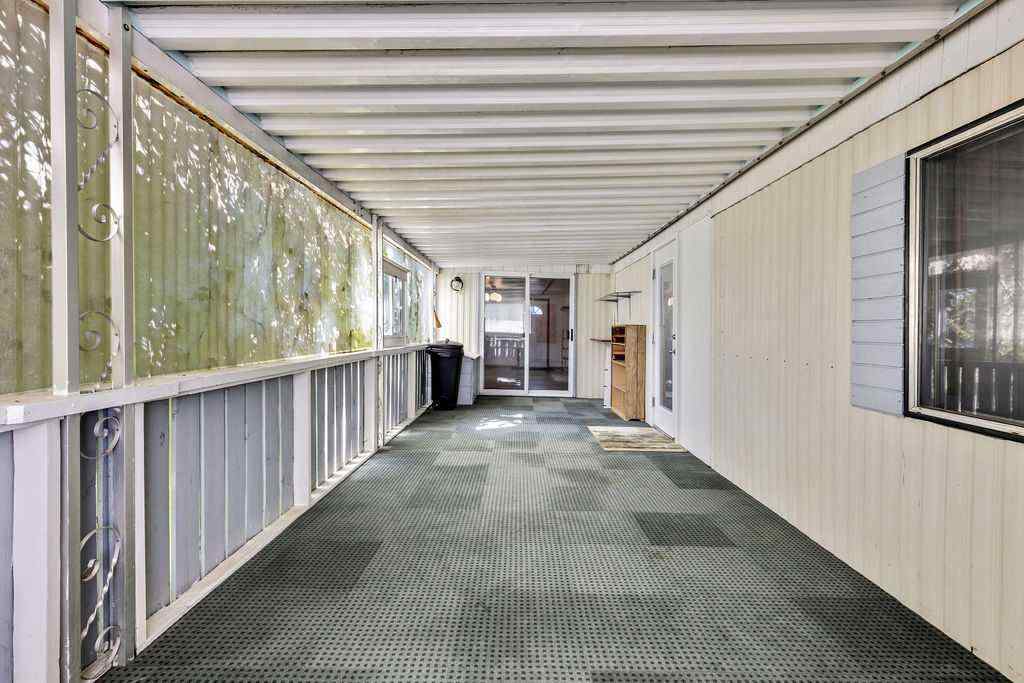 MLS® A2243653 - 812 Bayview Crescent  in Brentwood_Strathmore Strathmore, Residential