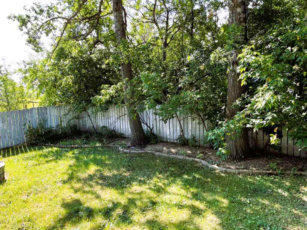 MLS® A2243654 - 10409 115 Street  in NONE Fairview, Residential