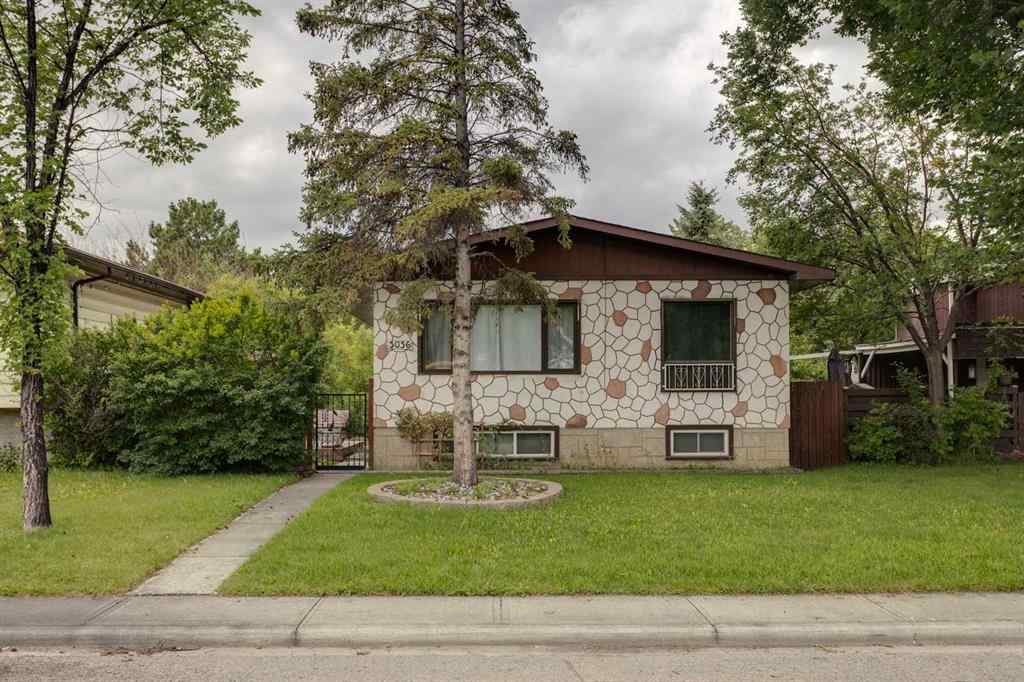 MLS® A2243666 - 3036 33A Street SE in Dover Calgary, Residential
