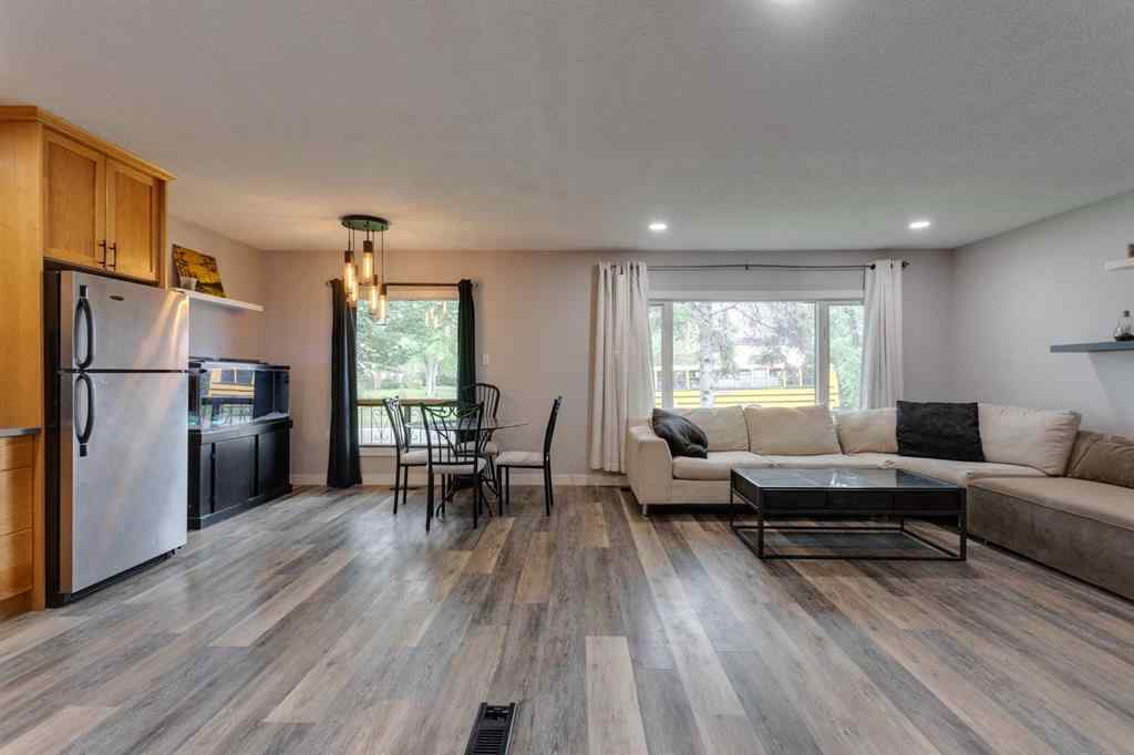 MLS® A2243666 - 3036 33A Street SE in Dover Calgary, Residential