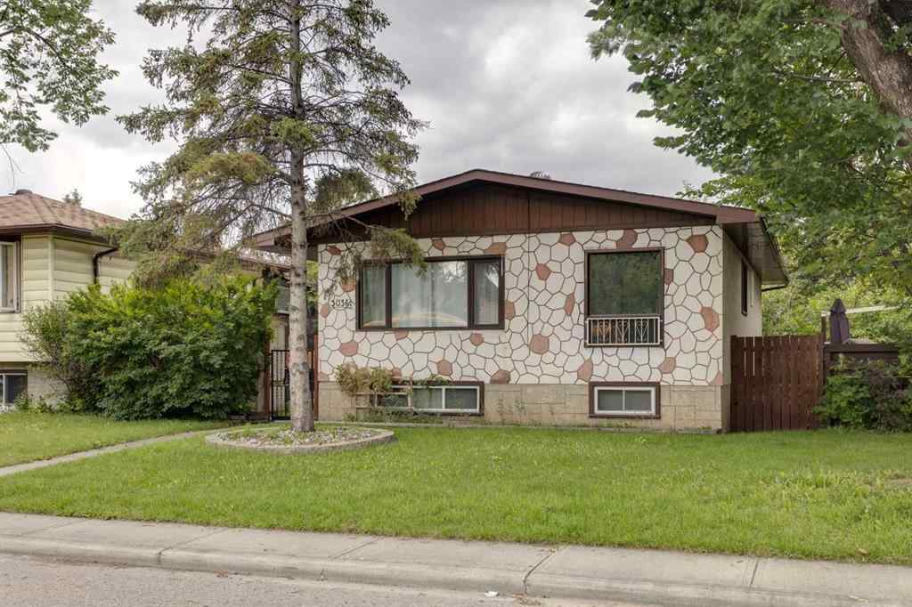 MLS® A2243666 - 3036 33A Street SE in Dover Calgary, Residential