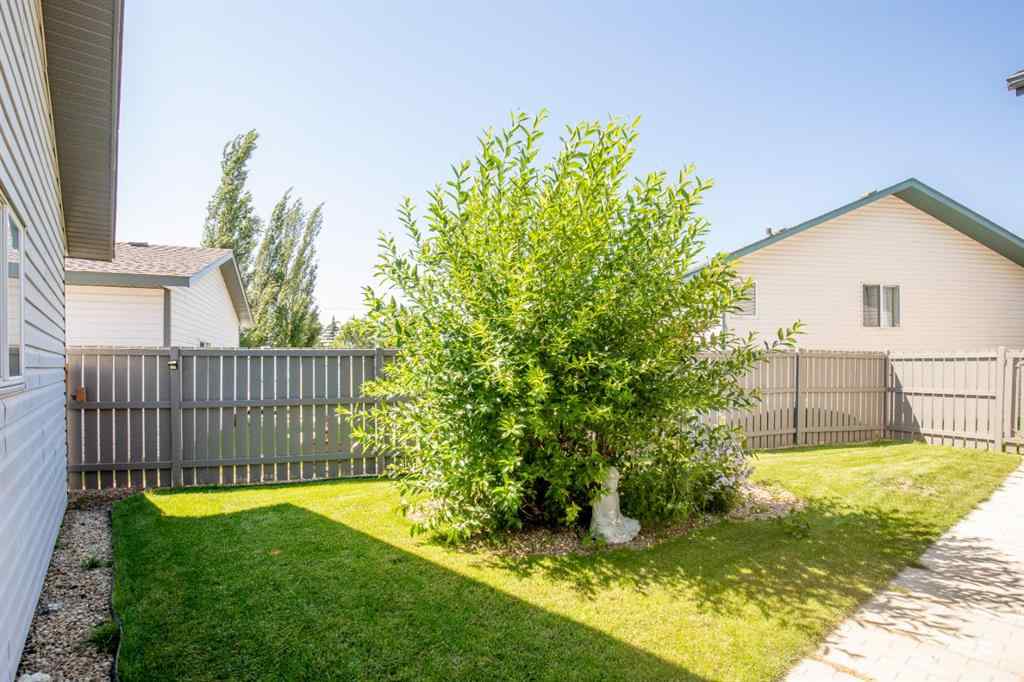 MLS® A2243684 - 30 Drummond Close  in Davenport Red Deer, Residential