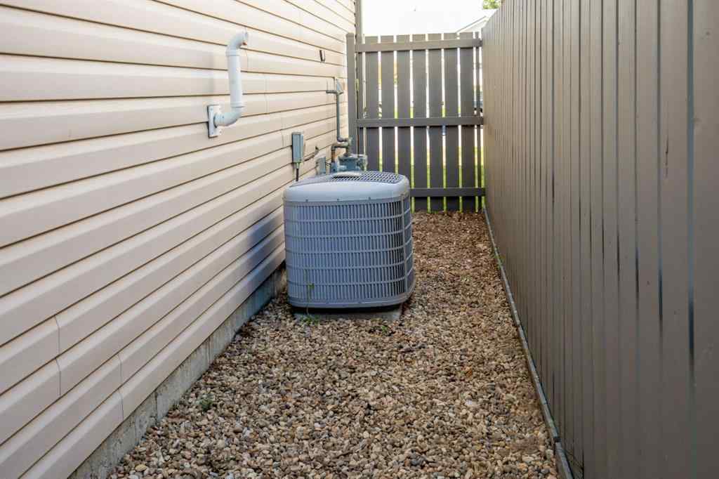 MLS® A2243684 - 30 Drummond Close  in Davenport Red Deer, Residential