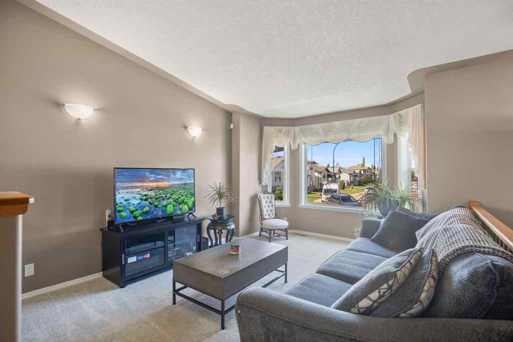 MLS® A2243684 - 30 Drummond Close  in Davenport Red Deer, Residential