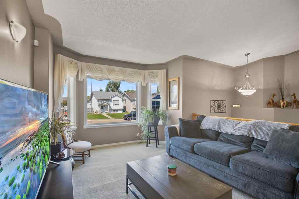 MLS® A2243684 - 30 Drummond Close  in Davenport Red Deer, Residential