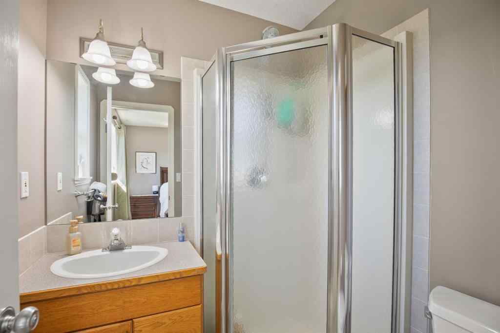 MLS® A2243684 - 30 Drummond Close  in Davenport Red Deer, Residential