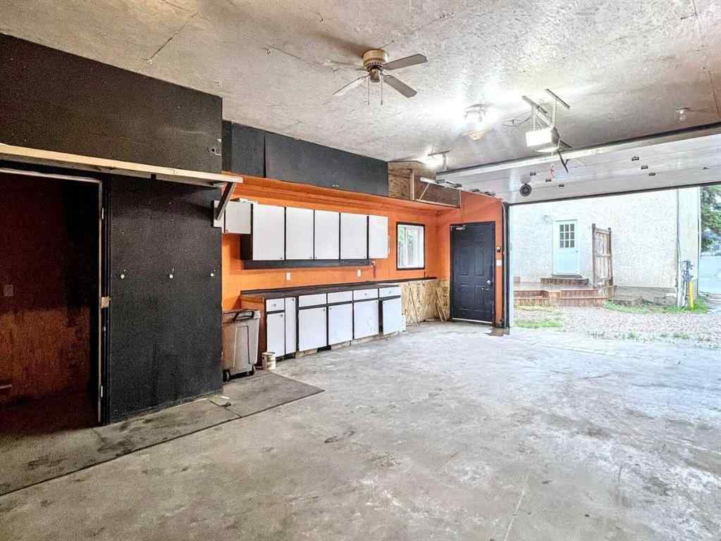 MLS® A2243686 - 141 Sirius Avenue  in Thickwood Fort McMurray, Residential