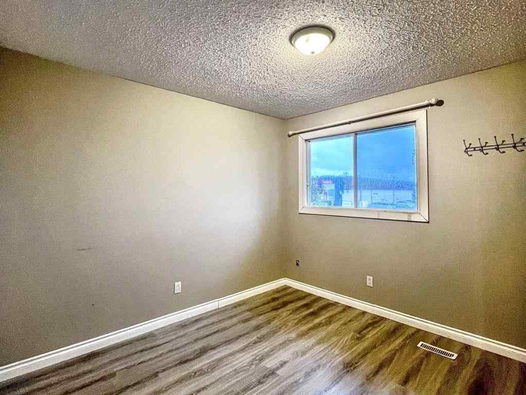 MLS® A2243686 - 141 Sirius Avenue  in Thickwood Fort McMurray, Residential
