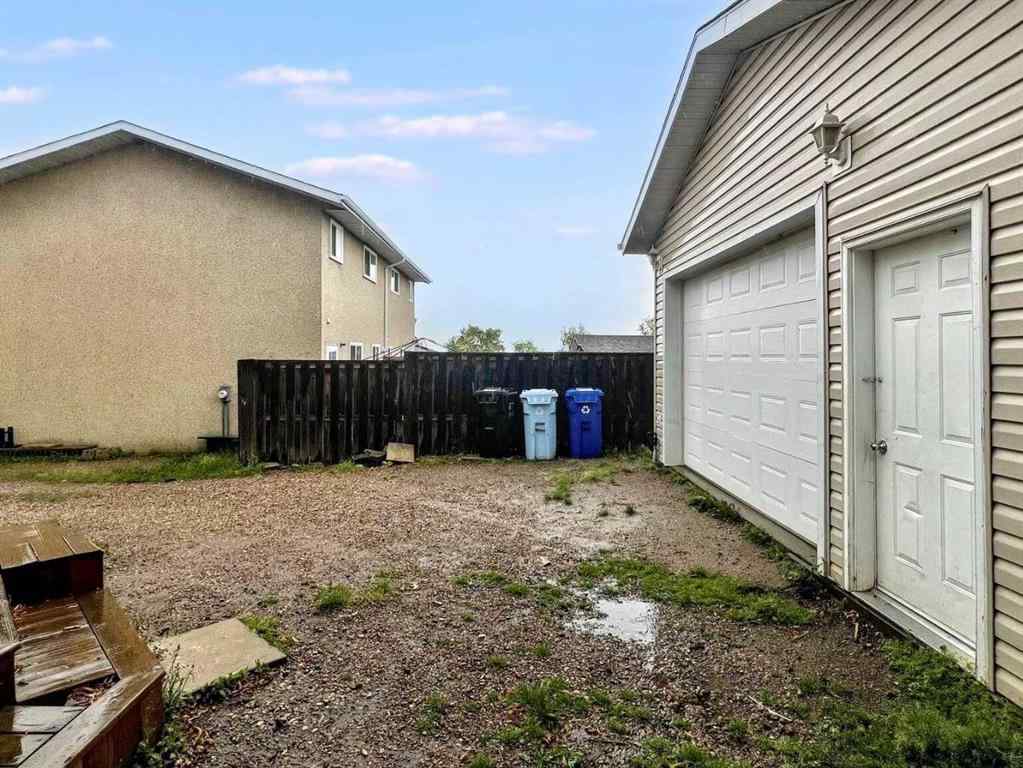 MLS® A2243686 - 141 Sirius Avenue  in Thickwood Fort McMurray, Residential