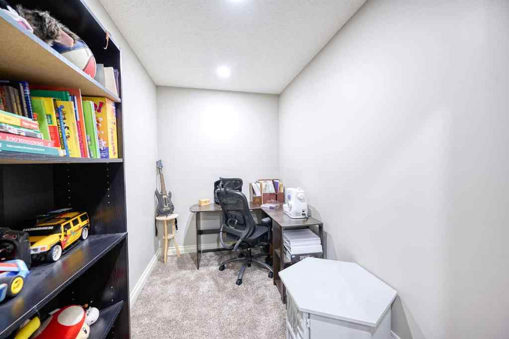 MLS® A2243693 - 112 Panamount Green NW in Panorama Hills Calgary, Residential