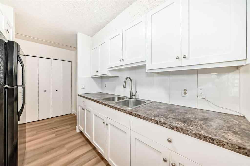 MLS® A2243697 - Unit #313 3420 50 Street NW in Varsity Calgary, Residential