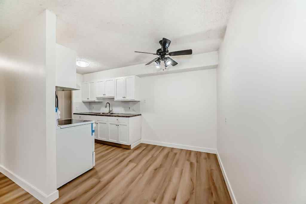 MLS® A2243697 - Unit #313 3420 50 Street NW in Varsity Calgary, Residential