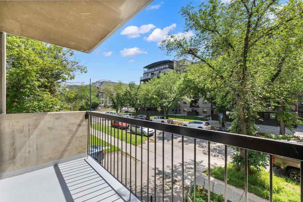 MLS® A2243720 - Unit #202 1312 13 Avenue SW in Beltline Calgary, Residential