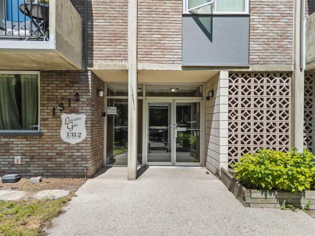 MLS® A2243720 - Unit #202 1312 13 Avenue SW in Beltline Calgary, Residential