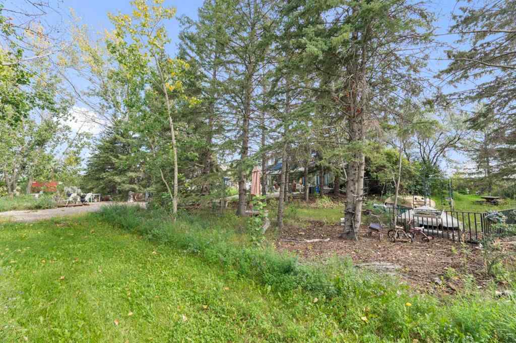 MLS® A2243740 - 204 High Point Estates  in High Point Estates Rural Rocky View County, Residential