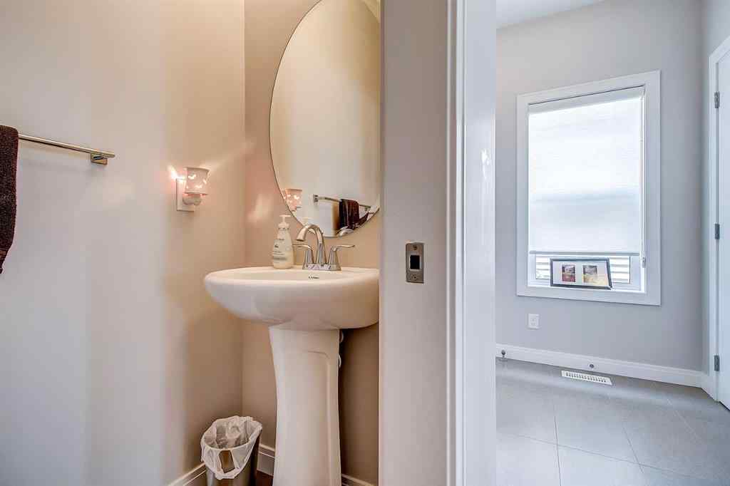 MLS® A2243768 - 11 Drake Landing Street  in Drake Landing Okotoks, Residential