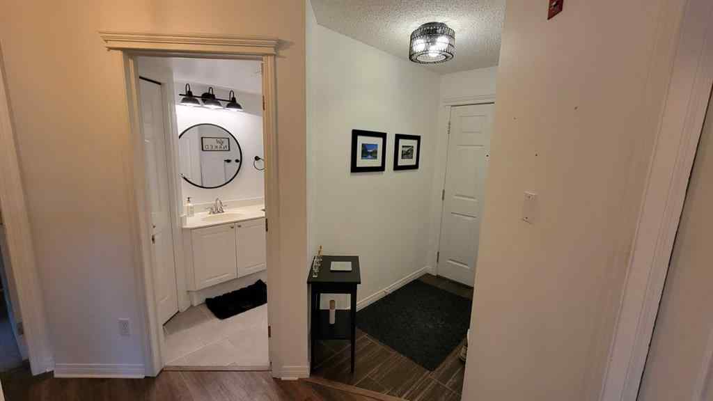 MLS® A2243773 - Unit #7 2212 34 Avenue SW in South Calgary Calgary, Residential
