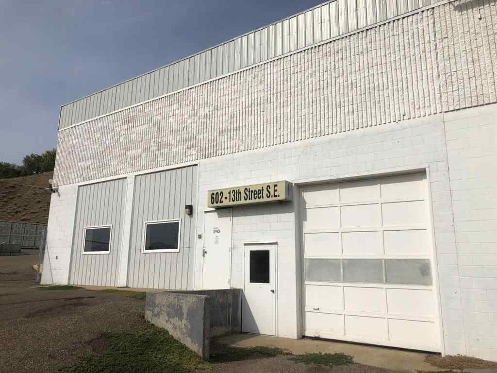 MLS® A2243777 - 602 13 Street SE in River Flats Medicine Hat, Commercial
