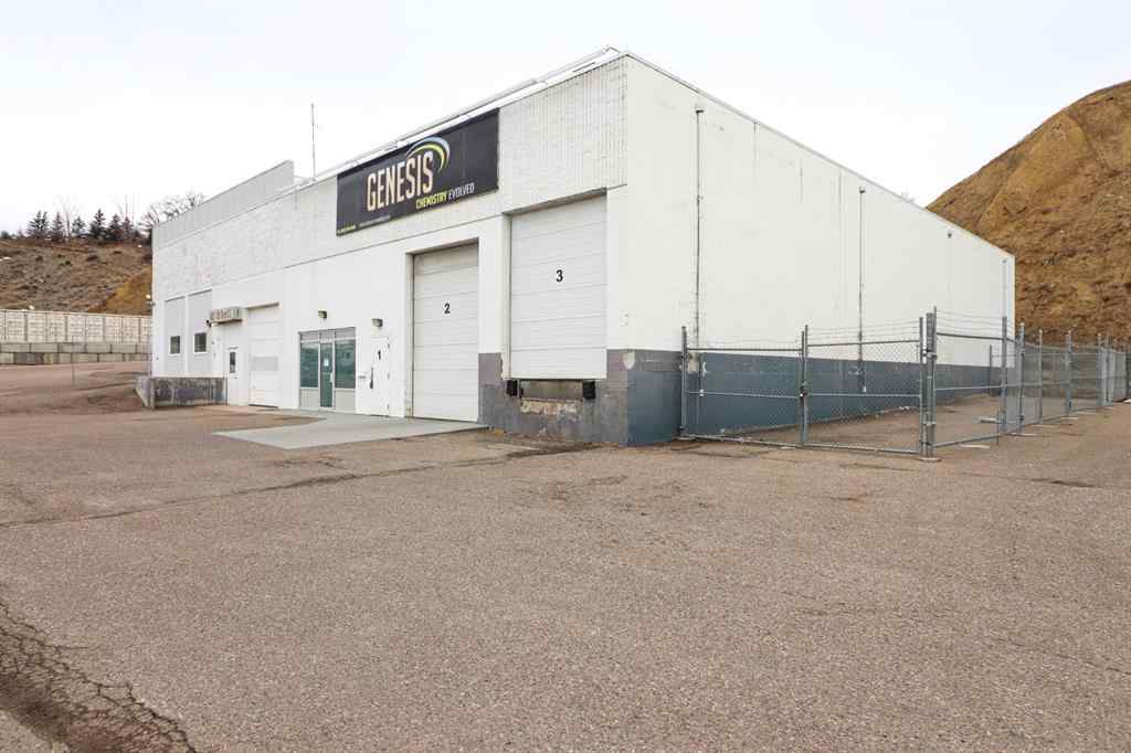 MLS® A2243777 - 602 13 Street SE in River Flats Medicine Hat, Commercial