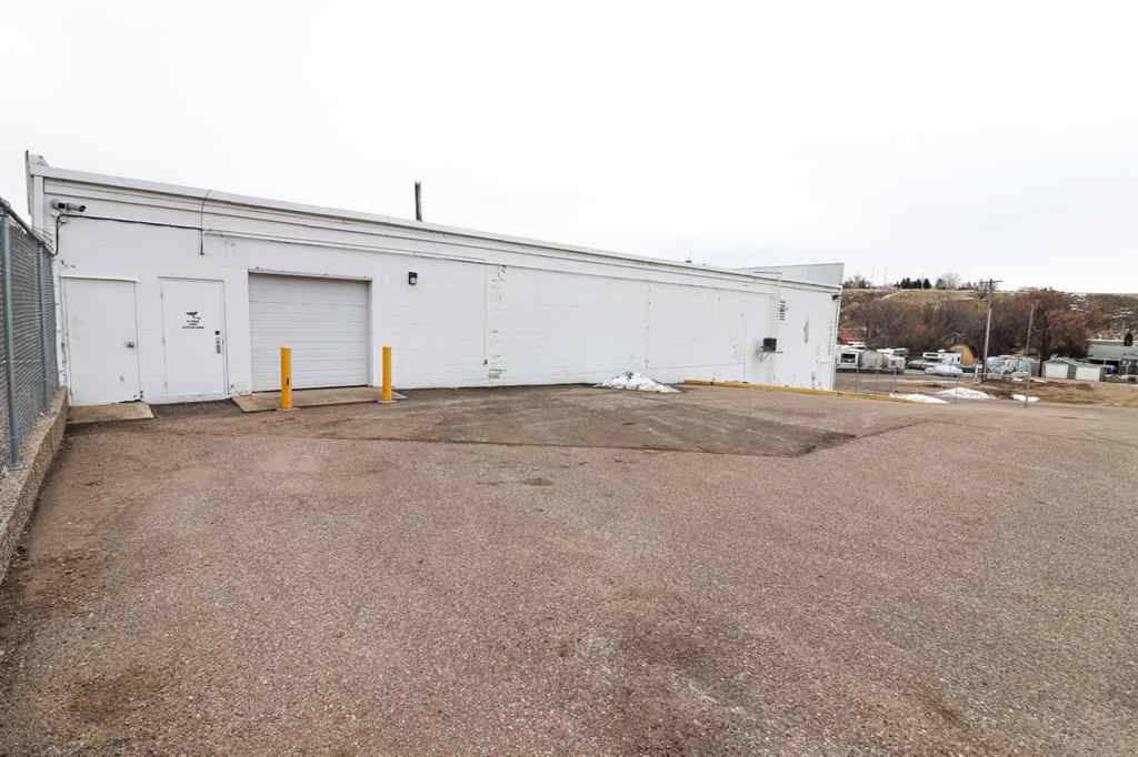 MLS® A2243777 - 602 13 Street SE in River Flats Medicine Hat, Commercial
