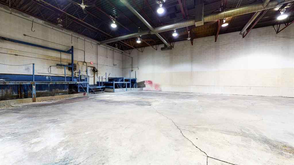 MLS® A2243777 - 602 13 Street SE in River Flats Medicine Hat, Commercial