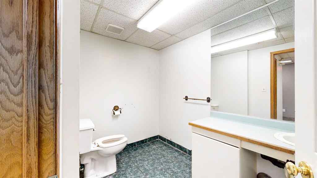 MLS® A2243777 - 602 13 Street SE in River Flats Medicine Hat, Commercial