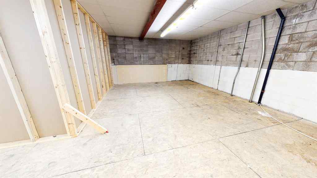 MLS® A2243777 - 602 13 Street SE in River Flats Medicine Hat, Commercial