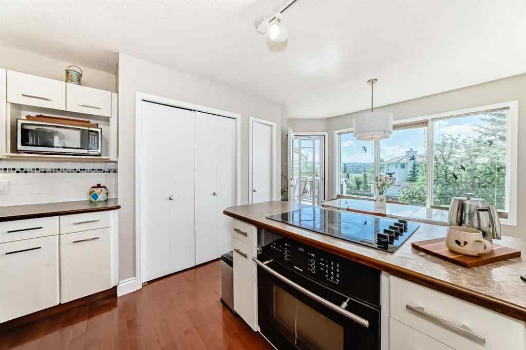 MLS® A2243783 - 8 West Park Place  in West Valley Cochrane, Residential