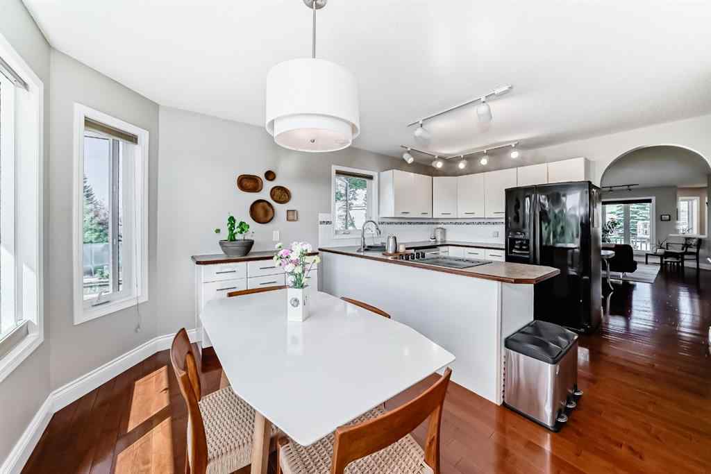 MLS® A2243783 - 8 West Park Place  in West Valley Cochrane, Residential