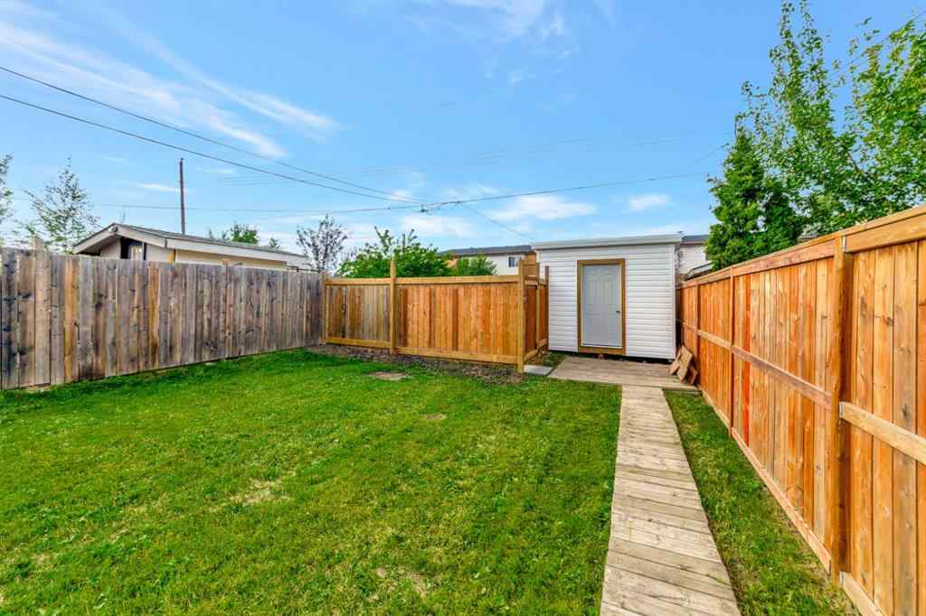 MLS® A2243787 - 5632 42 Street  in Southridge Lloydminster, Residential