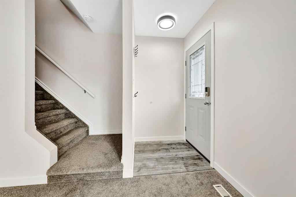 MLS® A2243787 - 5632 42 Street  in Southridge Lloydminster, Residential