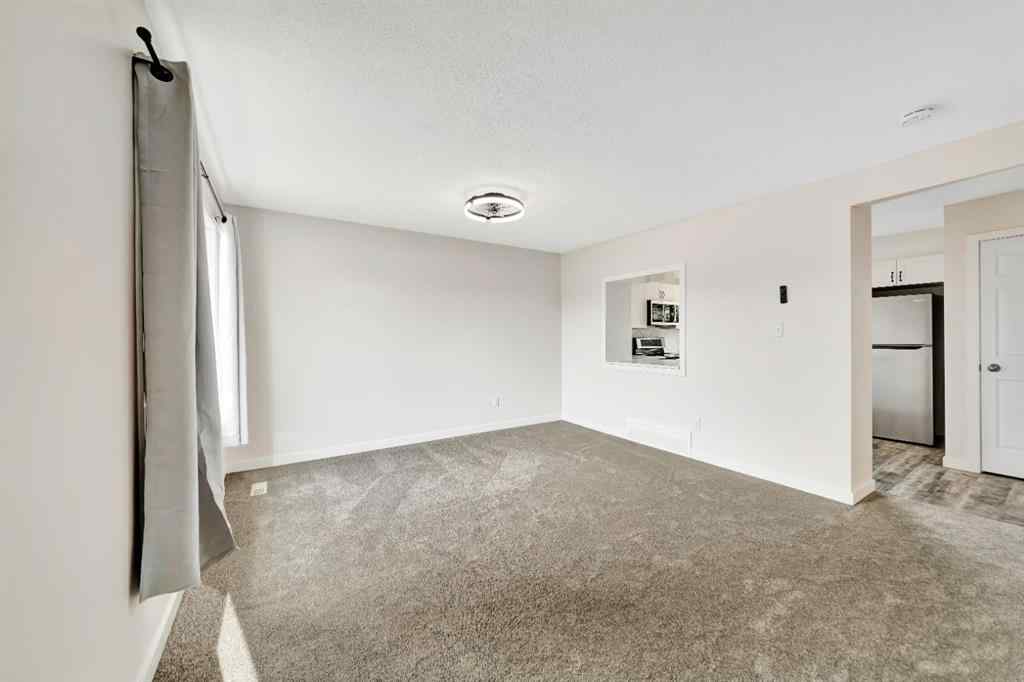 MLS® A2243787 - 5632 42 Street  in Southridge Lloydminster, Residential