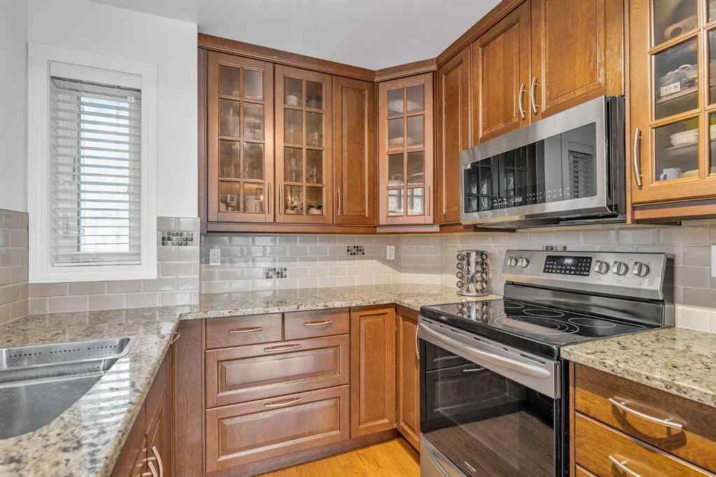 MLS® A2243788 - 1629 29 Avenue SW in South Calgary Calgary, Residential