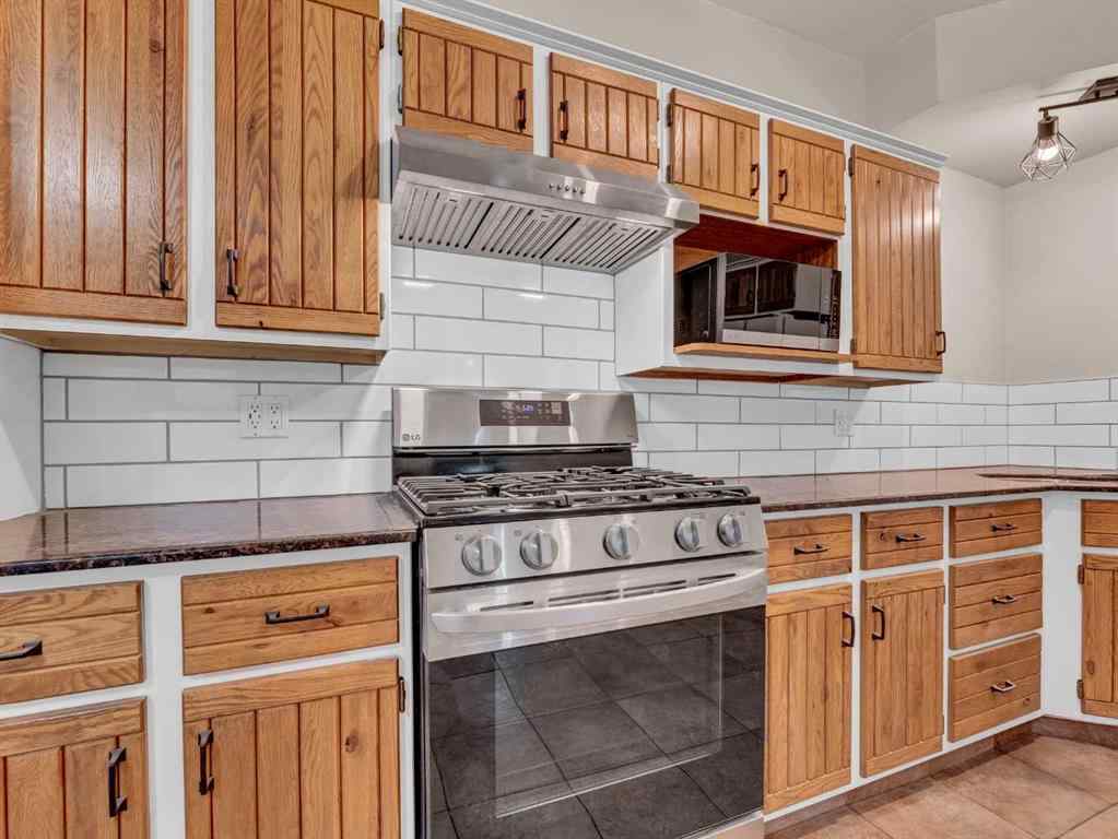 MLS® A2243790 - 169 5 Street SE in SE Hill Medicine Hat, Residential
