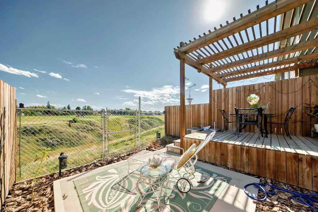 MLS® A2243791 - Unit #1 1584 Stafford Drive N in Staffordville Lethbridge, Residential
