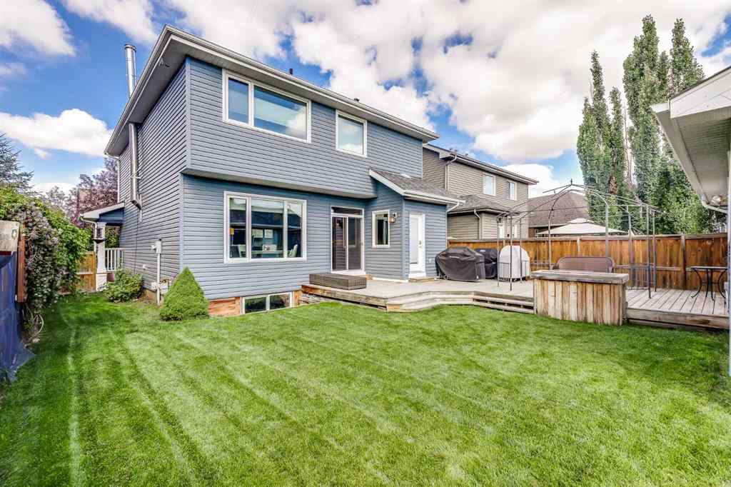 MLS® A2243806 - 147 Prestwick Manor SE in McKenzie Towne Calgary, Residential