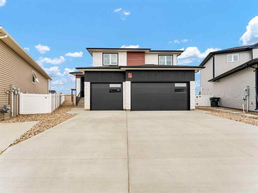 MLS® A2243812 - 32 Somerside Way SE in Southland Medicine Hat, Residential